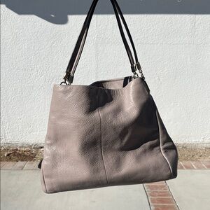 Coach Gray Leather Women's Bag